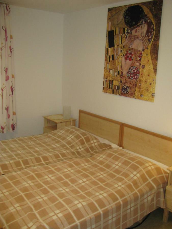 Ferienwohnung Herbsleben Bagian luar foto