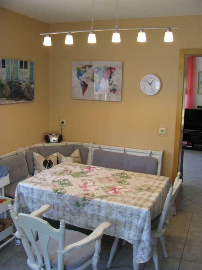 Ferienwohnung Herbsleben Bagian luar foto