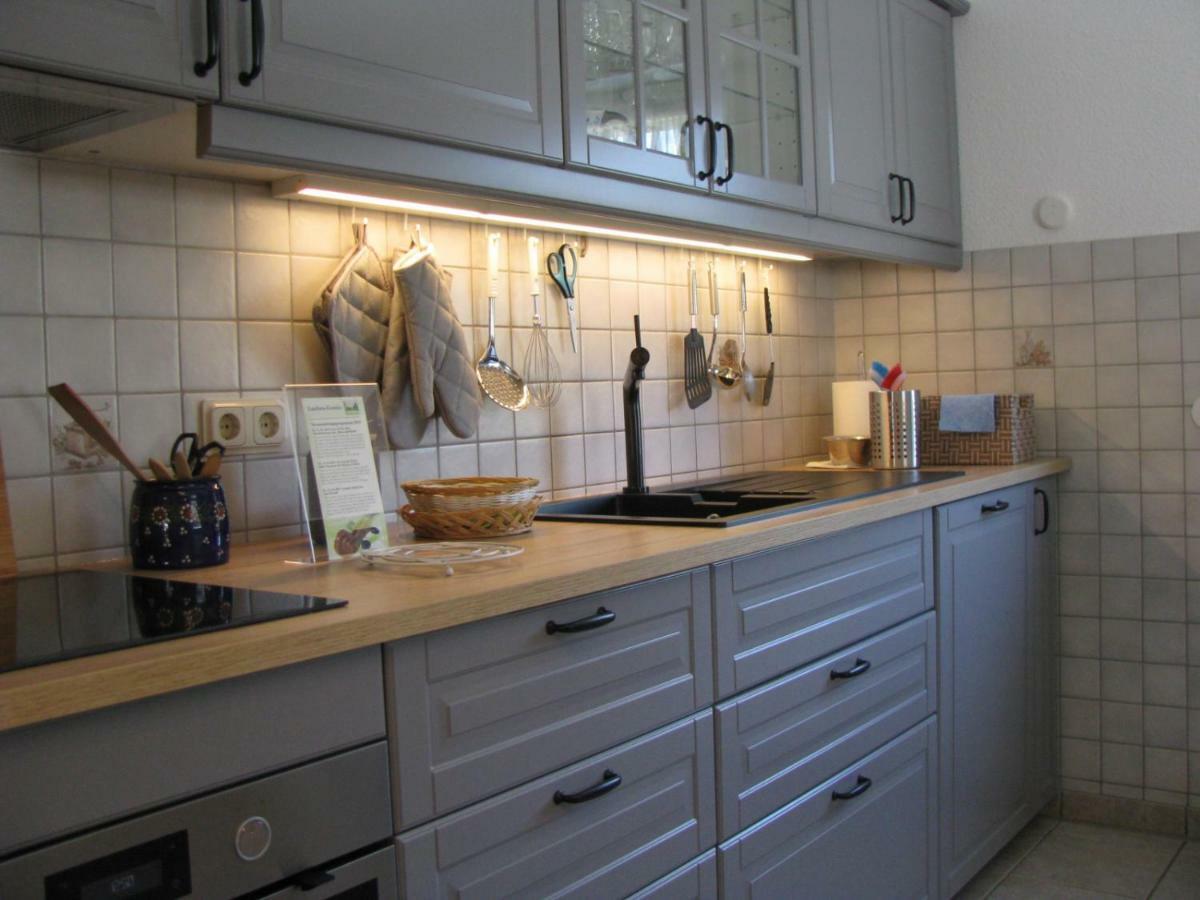 Ferienwohnung Herbsleben Bagian luar foto
