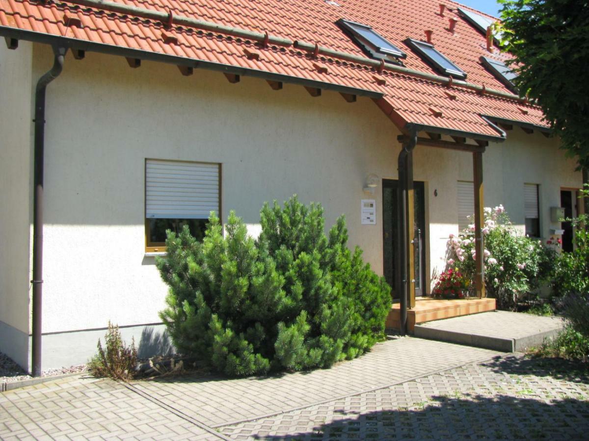 Ferienwohnung Herbsleben Bagian luar foto
