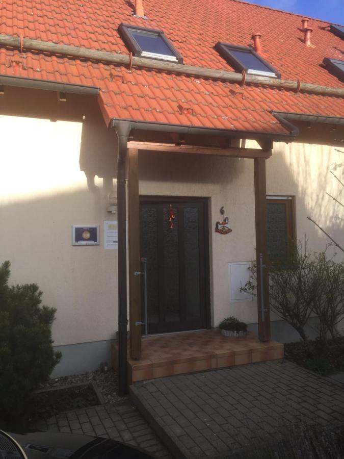 Ferienwohnung Herbsleben Bagian luar foto